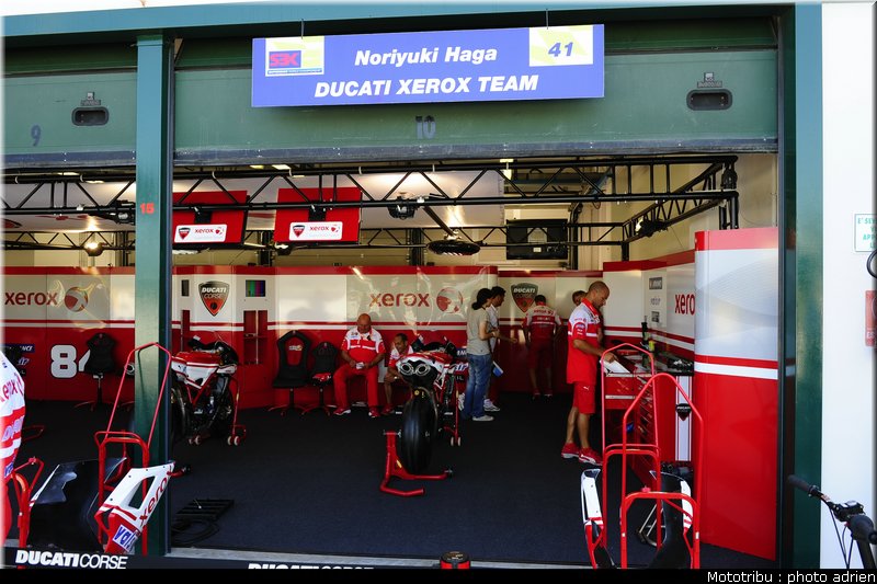 stands_misano_sbk2009_0028