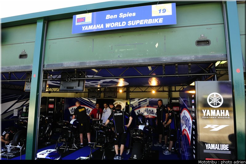 stands_misano_sbk2009_0036