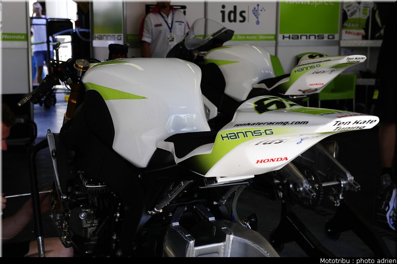 stands_misano_sbk2009_0118