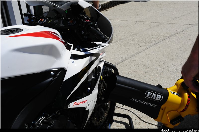 stands_misano_sbk2009_0119