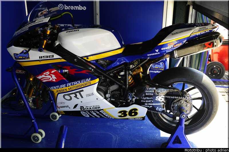 stands_misano_sbk2009_0126
