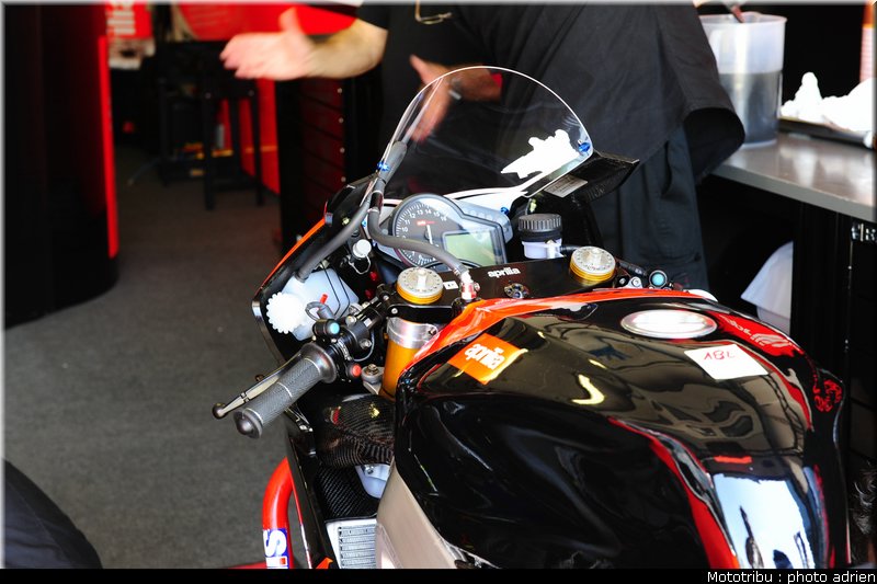 stands_misano_sbk2009_0142