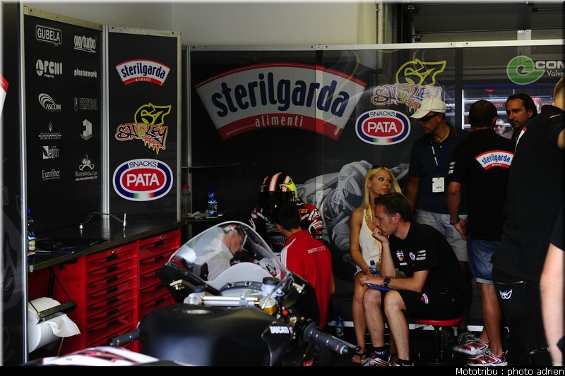 stands_misano_sbk2009_0177