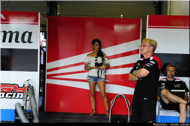 stands_misano_sbk2009_0182
