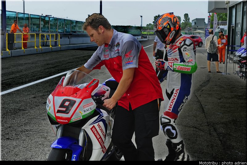 stands_misano_sbk2009_0189