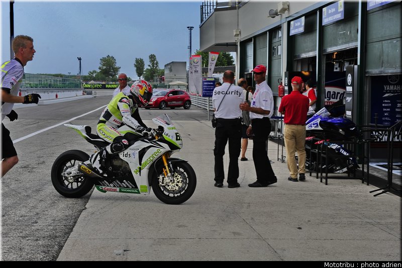 stands_misano_sbk2009_0192