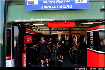 stands_misano_sbk2009_0024.JPG