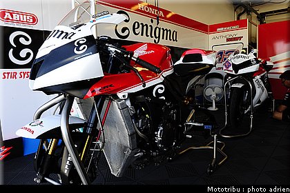 stands_misano_sbk2009_0066.JPG