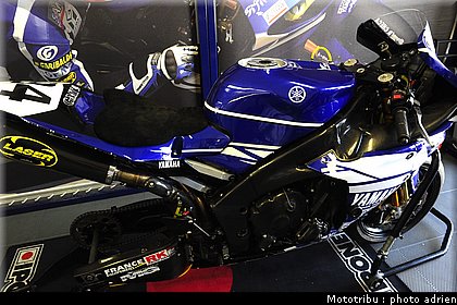 stands_misano_sbk2009_0087.JPG