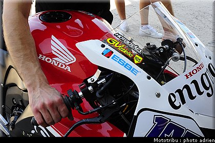 stands_misano_sbk2009_0100.JPG