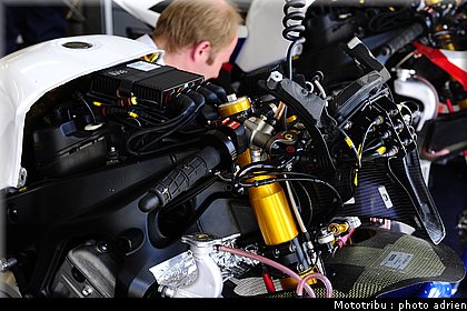 stands_misano_sbk2009_0110.JPG