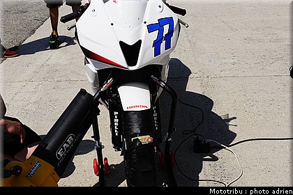 stands_misano_sbk2009_0120.JPG
