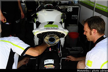 stands_misano_sbk2009_0123.JPG