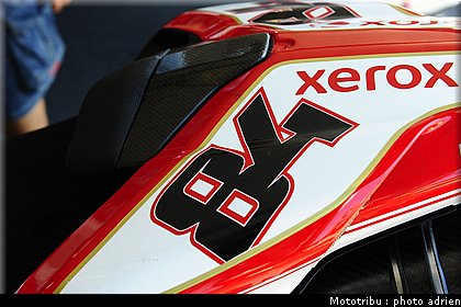 stands_misano_sbk2009_0132.JPG