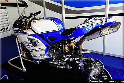 stands_misano_sbk2009_0148.JPG