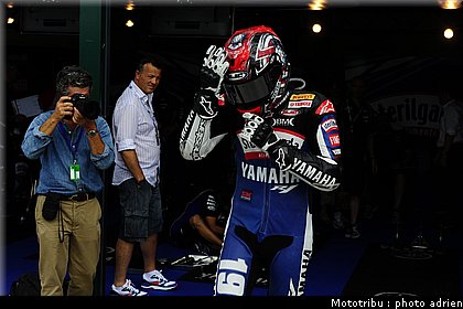 stands_misano_sbk2009_0153.JPG