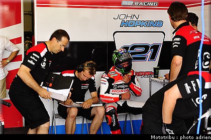 stands_misano_sbk2009_0160.JPG