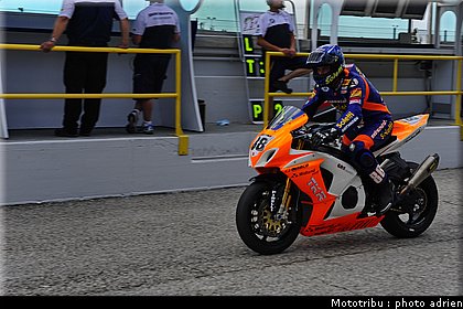 stands_misano_sbk2009_0176.JPG