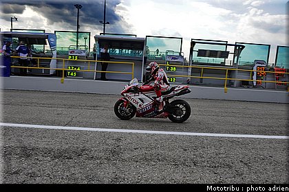 stands_misano_sbk2009_0180.JPG