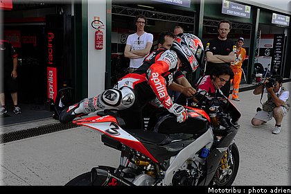 stands_misano_sbk2009_0183.JPG