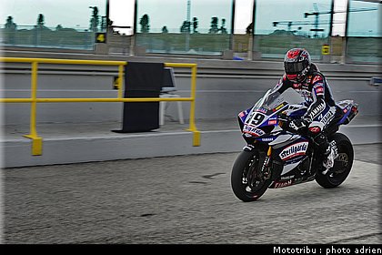 stands_misano_sbk2009_0207.JPG