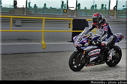 stands_misano_sbk2009_0208.JPG
