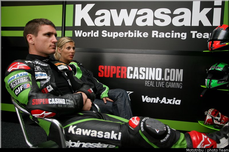 superbike_parkes_5_donington2009