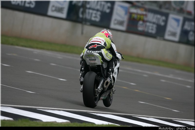 superbike_rea_09_donington2009