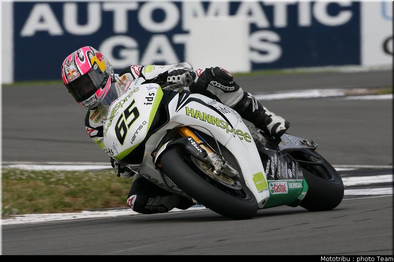 superbike_rea_14_donington2009