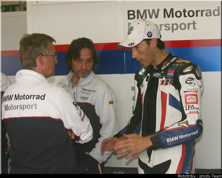 superbike_xaus_3_donington2009
