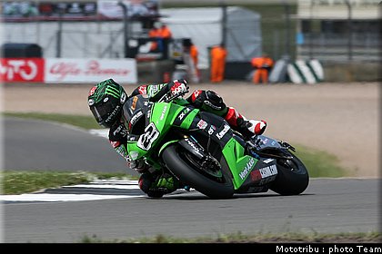 superbike_hacking_3_donington2009.jpg