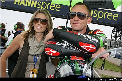 superbike_hacking_7_donington2009.jpg