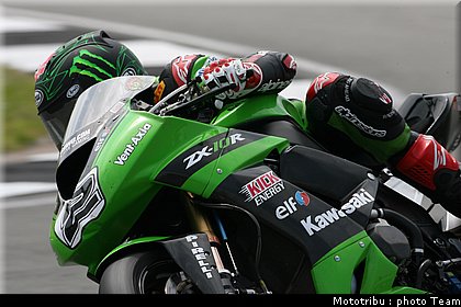 superbike_hacking_9_donington2009.jpg