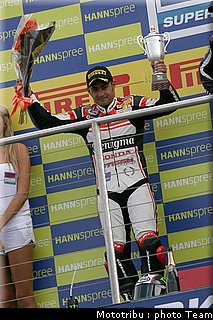 superbike_haslam_2_donington2009.jpg