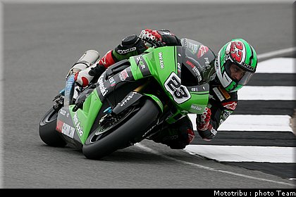 superbike_parkes_1_donington2009.jpg
