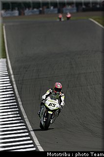 superbike_rea_15_donington2009.jpg