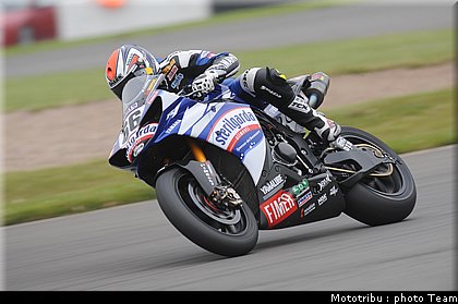 superbike_sykes_6_donington2009.jpg