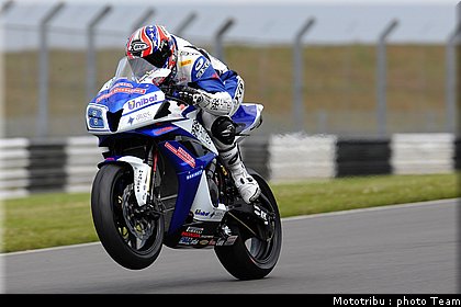 supersport_aitchinson_3_donington2009.jpg