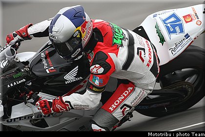 supersport_laverty_04_donington2009.jpg
