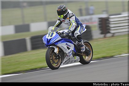 supersport_pirro_6_donington2009.jpg