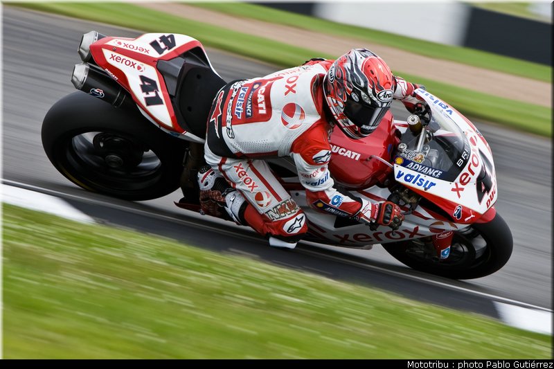 haga_2_sbk_gutierrez_donington2009