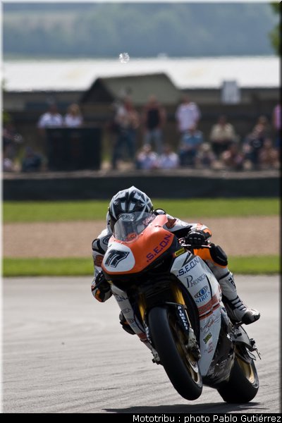 iannuzzo_2_sbk_gutierrez_donington2009