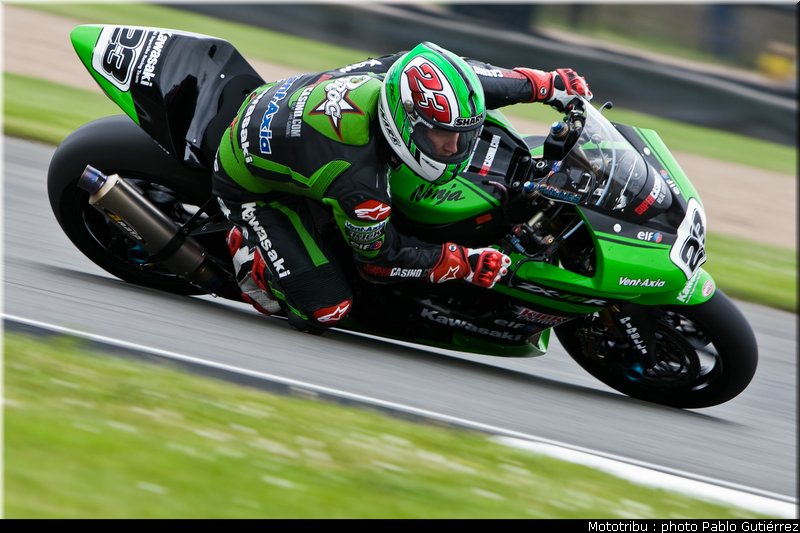 parkes_01_sbk_gutierrez_donington2009