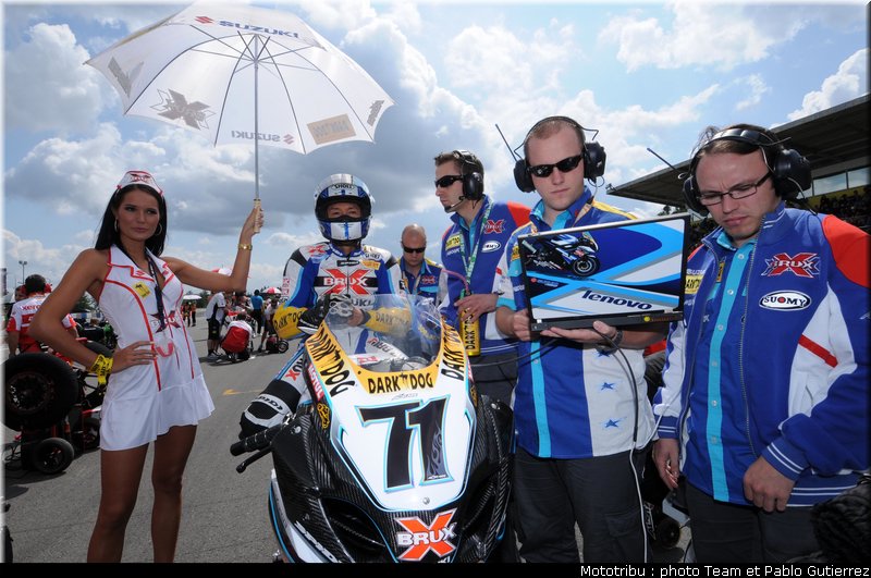 superbike_pitbabes_brno2009_22