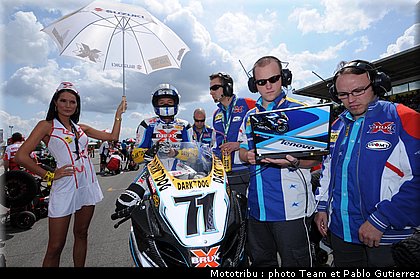 superbike_pitbabes_brno2009_22.jpg