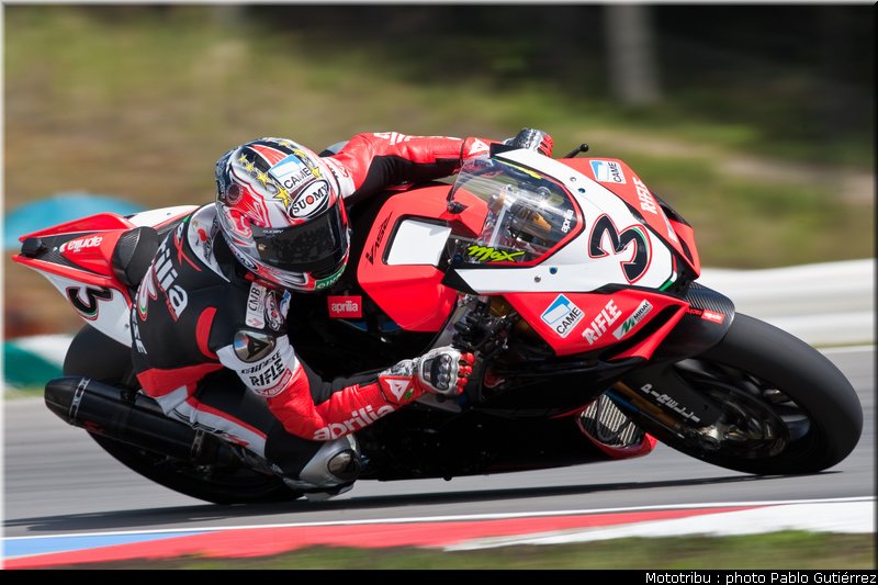 sbk_biaggi_10_brno2009
