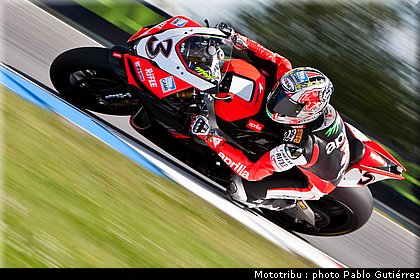 sbk_biaggi_03_brno2009.jpg