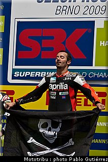 sbk_biaggi_08_brno2009.jpg