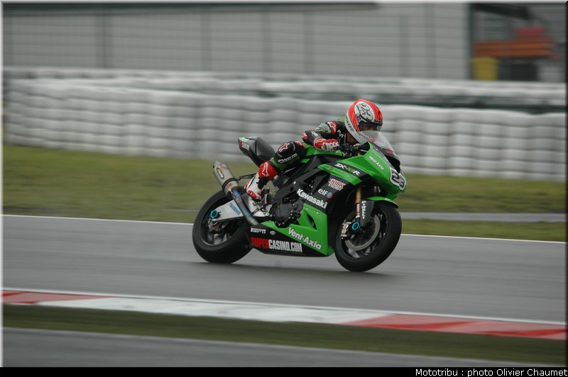 sbk_parkes_1_nurburgring_allemagne_2009
