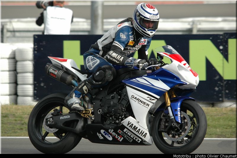 stk1000_barrier_4_nurburgring_allemagne_2009